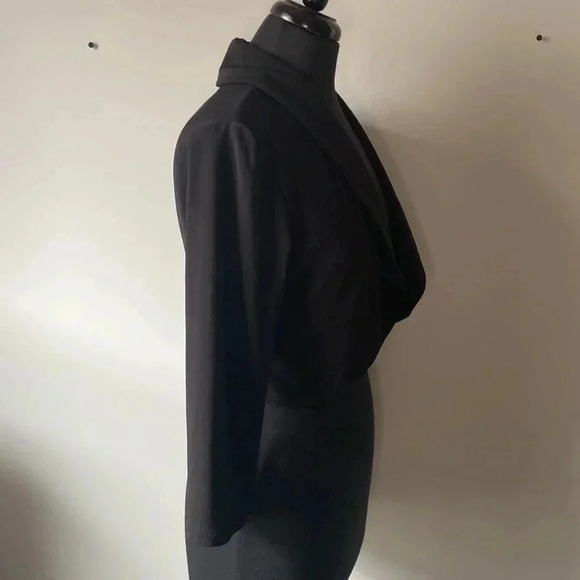 Frank Lyman | Shrug - Picture 2 of 6